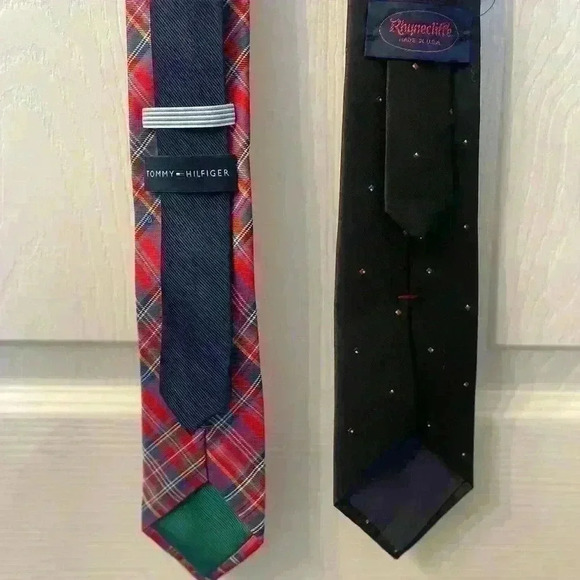 Men’s tie lot Tommy Hilfiger &  Rhynecliffe - Picture 6 of 7